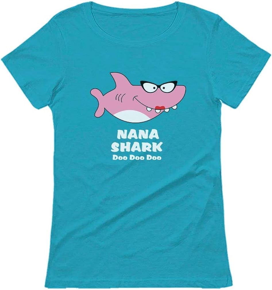 Nana Shark Doo doo doo Grandma Women T-Shirt