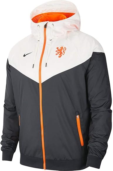 nike windrunner 2020