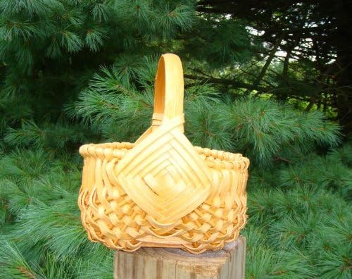 Old Order Amish Country Handmade Old Fashioned Buttocks Egg Basket, perfect for gift or home and garden decor. A.k.a. Fanny Basket, Peanut Basket, Gizzard Basket, Bow Basket, and Melon Basket.