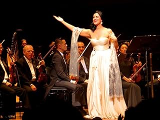 Livro Versos Internacionais Di Angela Gheorghiu: Uma Coleção De Poemas dedicados a Angela Gheorghiu (Português, Francês, Inglês, Espanhol e Italiano)