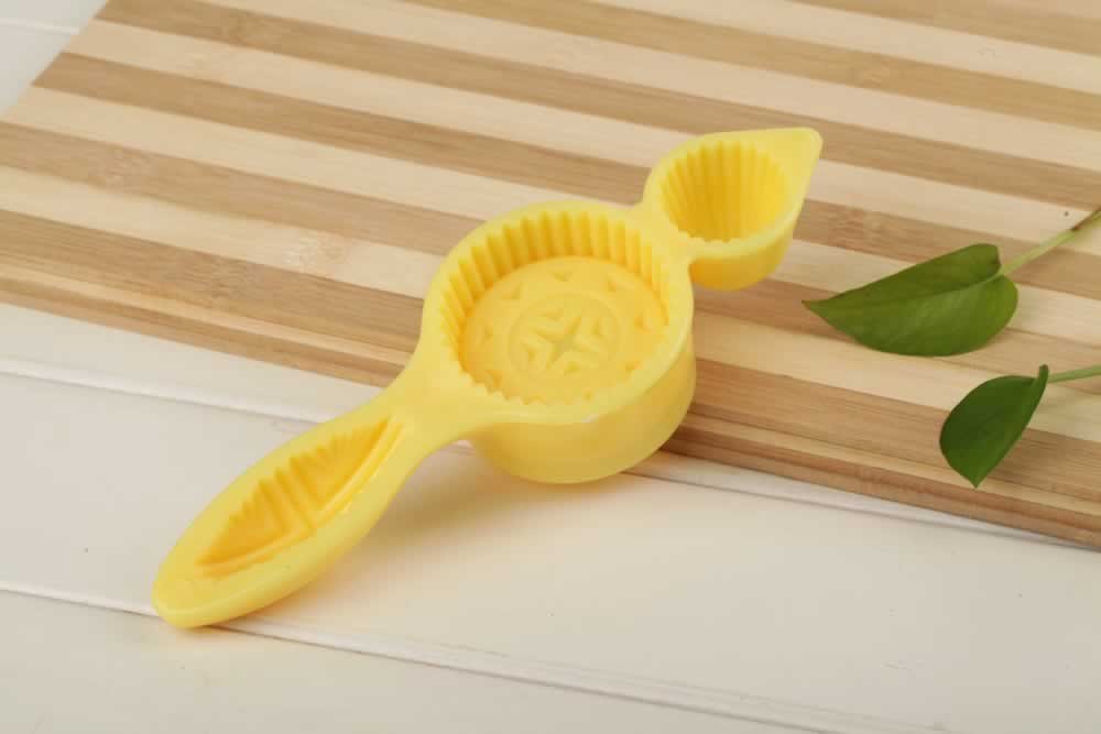 Home Value Round Carved Plastic Maamoul Mold Press, Middle Eastern