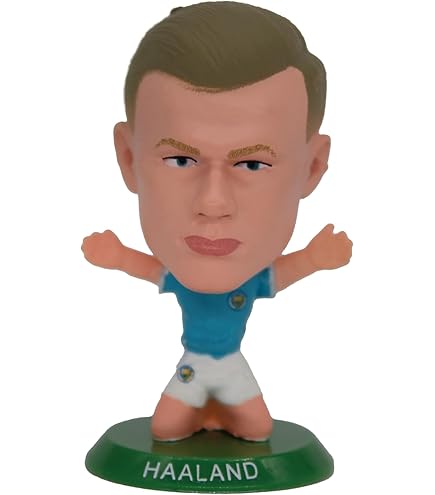 Amazon.com: SoccerStarz - Paris St Germain Gianluigi Buffon - Home