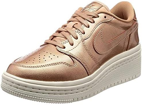 Amazon ナイキ エア ジョーダン 1 Air Jordan 1 Retro Low Lifted レディース Ao1334 901 ローカット Red Bronze Nike ナイキ スニーカー