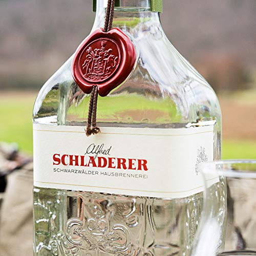 Schladerer Obstwasser, edler Obstbrand aus dem Schwarzwald, mild und klar mit Fruchtnoten sonnengereifter Früchte aus… – Bild 3