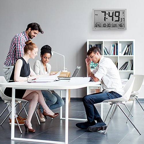 Купить MARATHON CL030062 SlimJumbo Atomic Digital Wall Clock в