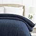 Amazon Brand – Pinzon 160-Gram Pinstripe Flannel Cotton Duvet Cover, Full / Queen, Navy Pinstripe