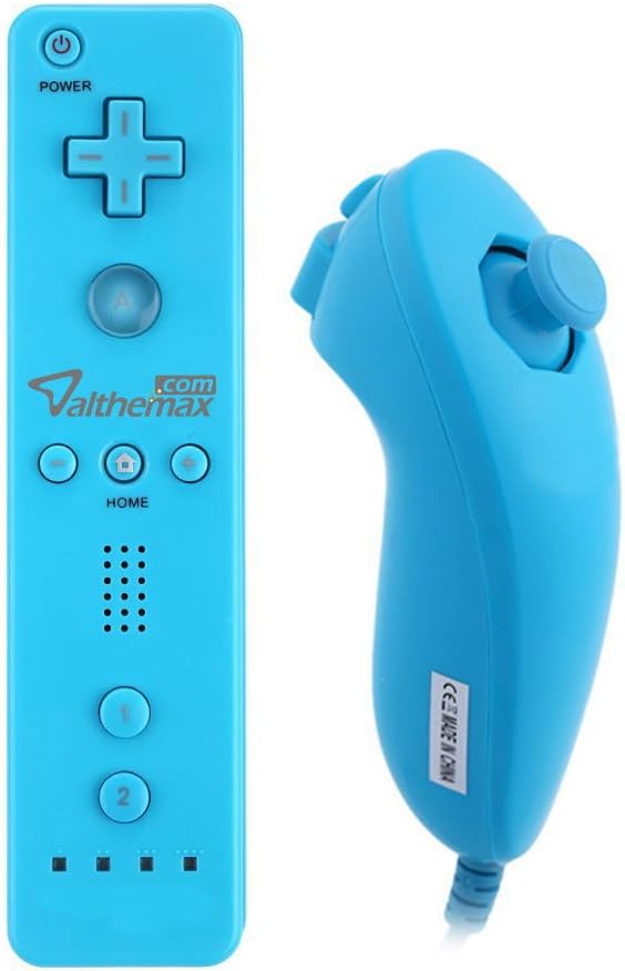 Althemax Classic Basic Remote and Nunchuck Controller with Silicone Case and strap Blue for Nintendo Wii / Wii mini / Wii U - Blue