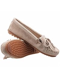 Minnetonka Kilty Suede Mocasín para mujer