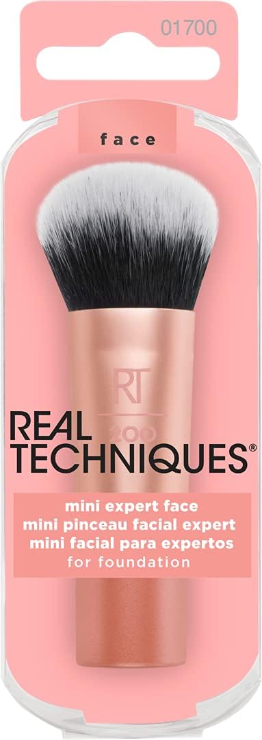 Real Techniques Mini Expert Face Brush for Foundation - Travel Size