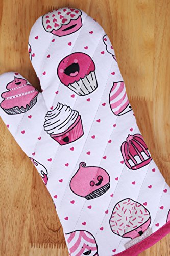 Set of Apron,Oven Mitt,Pot Holder, Pair of Kitchen Towels in a Valentine Cup Cakes Design, Made of 100% Cotton, Eco-Friendly & Safe, Value Pack and Ideal Gift Set, Kitchen Linen Set By CASA DECORS - Thumbnail 6