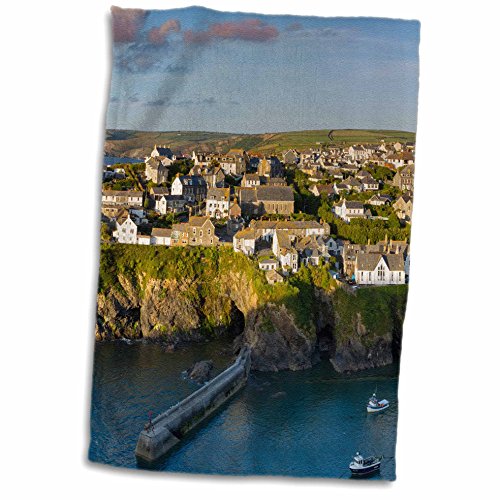3D Rose Panoramic View Over Port Isaac Cornwall England. TWL_209047_1 Towel, 15…
