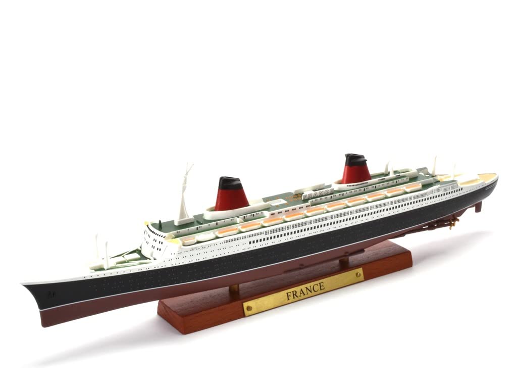 OPO 10 - Transatlantic liner 1/1250 FRANCE - NP03