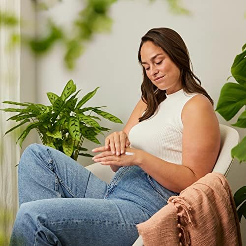Bio Intensiv Handcreme Granatapfel - Naturkosmetik Handpflege Creme beugt Pigmentflecken vor, Nachhaltige Feuchtigkeitscreme mit Sheabutter & Orange-Vanille Duft für trockene Hände (1x 50ml)
