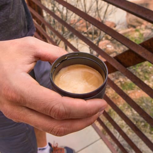 Minipresso GR, Macchina Caffe Portatile, Macchina Espresso Portatile, Compatibile con Caffè Macinato, Caffe Viaggio, Azionabile Manualmente con un Pistone, Perfetto per il Campeggio — foto 8 di 8