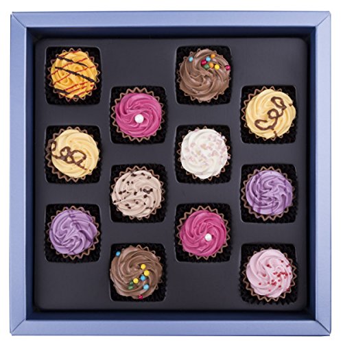 CHOCOLISSIMO - Schokolade Geschenk - 12 handgemachte Cupcake Luxus Pralinen in edler Verpackung, Sonderedition Süßes aus der Confiserie - zu Weihnachten, Valentinstag, für Frau, Mann - Square Maxi – Bild 3