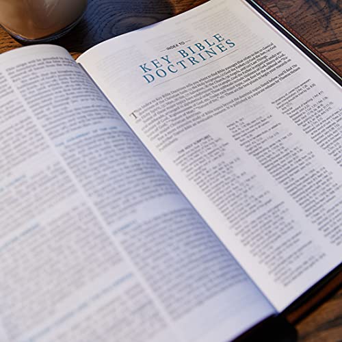 ESV, MacArthur Study Bible, 2nd Edition, Genuine leather, Black, Thumb