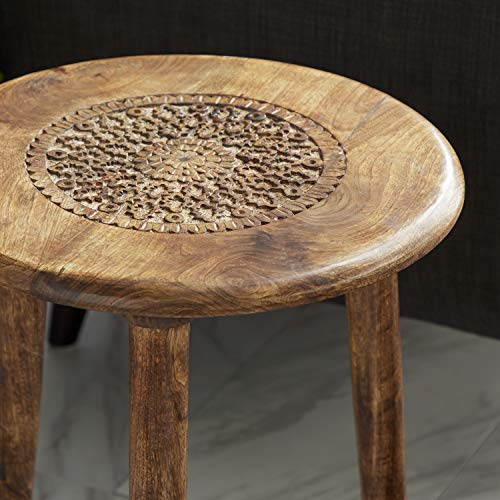 Deco 79 Traditional Mango Wood with Radial Center Carving Accent Table