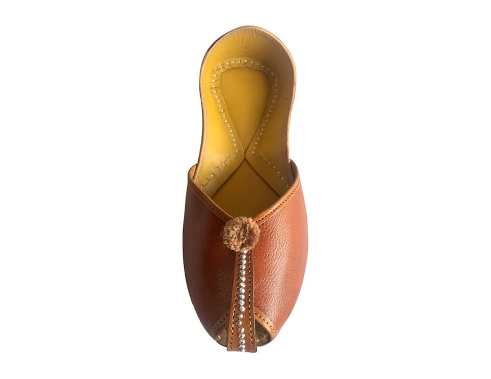 step n style women plain leather punjabi jutti traditional mojari