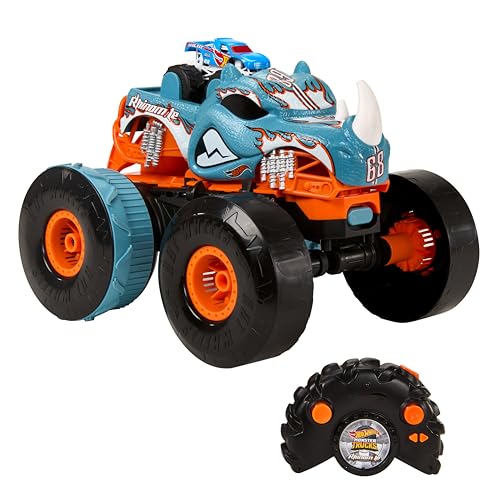 Hot Wheels Monster Trucks Ferngesteuertes Auto, umbaubarer Rhinomite im Maßstab 1:12 mit Race Ace Spielzeugtruck im Maßstab 1:64, lässt Sich in einen