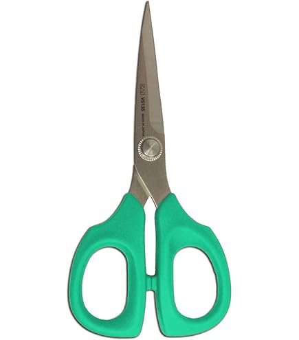 Amazon.com: Kai V5135 Very Berry 5 1/2-inch Scissors : Arts