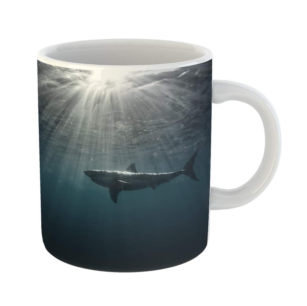 Emvency Coffee Tea Mug Gift 11 Ounces Funny Ceramic Great White Shark in Blue Ocean Underwater Photography Predator Hunting Near Gifts For Family Friends Coworkers Boss Mug