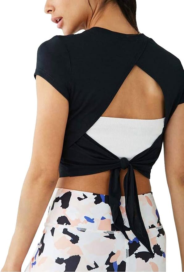 loose fitting crop tops