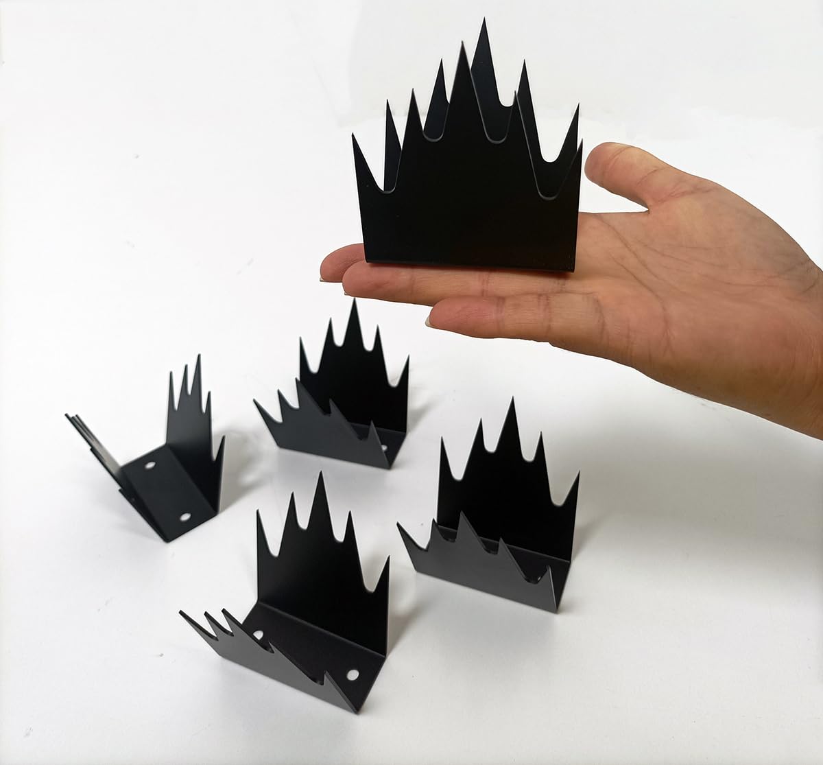 Metal Security Fence Spikes with Screws Security Fence Spikes Outdoor Anti Climb Spikes for Keep Defenders Repellent Thief Away Home Security Improvement(12)