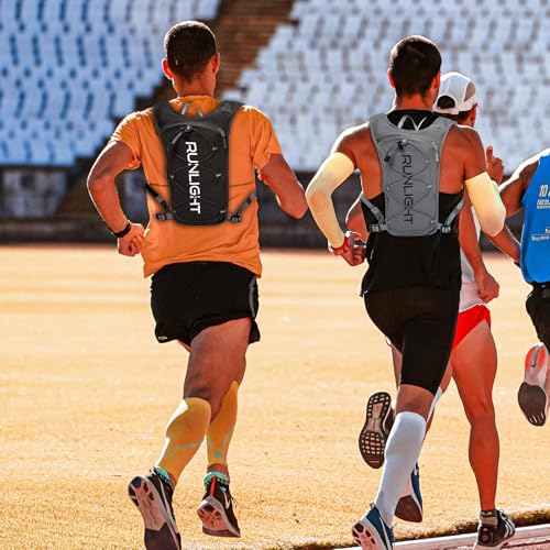 Runlight Running Vest for Men and Women, Adjustable Chest Straps, Hydration Vest with 1500ml Water Bottle