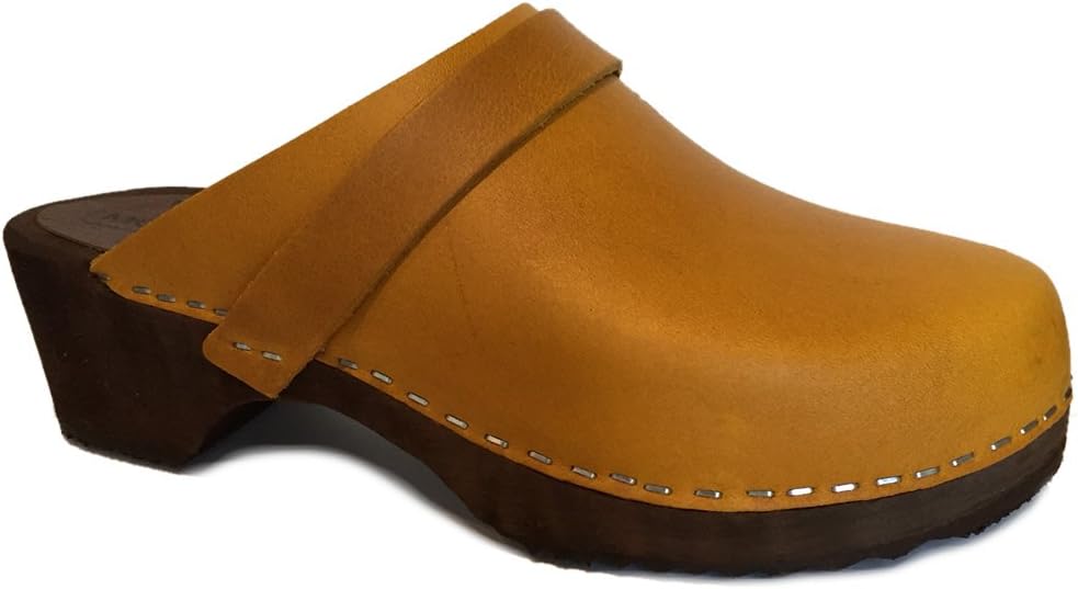 Moheda Toffeln 'Emma' Wooden Clogs - Mustard
