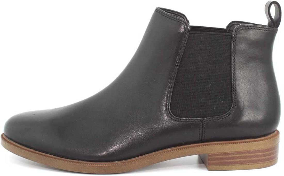 clarks women's taylor shine chelsea boot