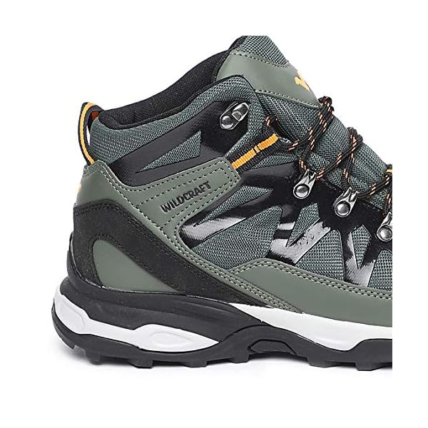 wildcraft trekking shoes
