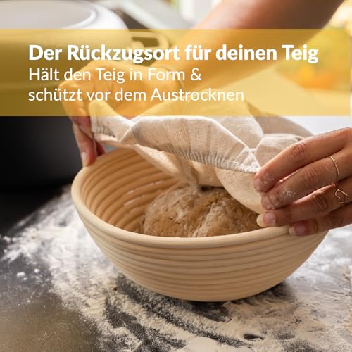 Cast Iron Pot 26 cm, Pre-Seasoned, Induction Compatible, 2-in-1 Cast Iron Roasting Pan with lid 4.6 L, Stewing Pan with Practical Double Function, Cast Iron Pot, Bread Baking Pot with Lid | Bake crispy sourdough bread or Schmore hearty dishes with proofing basket, dough scraper and 2 in 1 lid