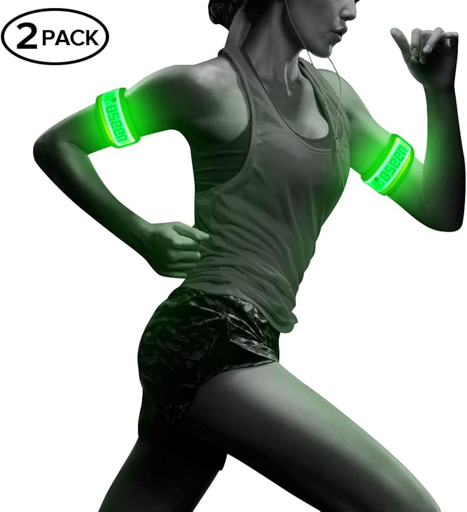 Pack of 2pcs- LED Sports Saftey Flashing Reflective Armband with High Visibility Light up Glow in The Dark Bracelet for Cycling, Jogging, Walking and Running (Green): Sports & Outdoors