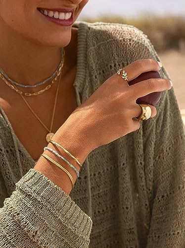 - Bracciale Lisse S. Acciaio con Finitura Placcata Oro 18 Kt. Catena Piatta. Taglia Unica 16 cm con Estensione 3 cm. Gioielli per Donna