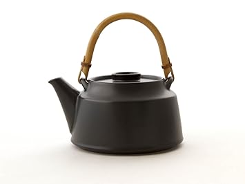 Japanische Teekanne, schwarz, mit Sieb-Einsatz. Modern, Design Tee