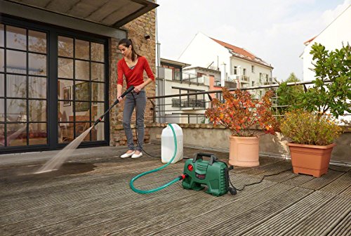 Bosch EasyAquatak 120 Hochdruckreiniger - 1500 Watt, 120 bar, vielseitiges Zubehör, kompakte Bauweise, inkl. Schlauch und Düsen – Bild 4