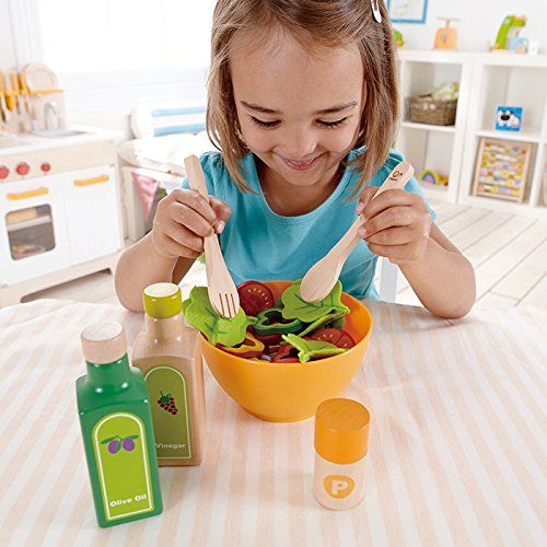 Hape Garden Salad Kitchen Playset , Award-Winning Wooden Pretend Play Food Set for Kids, Salad Ingredients and… – Bild 4
