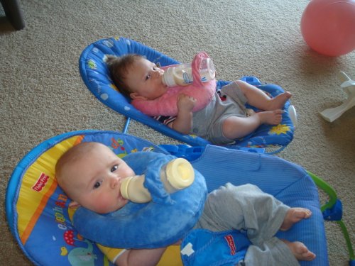 Hands Free Baby Bottle Holder The Baba Buddy Blue Import It All