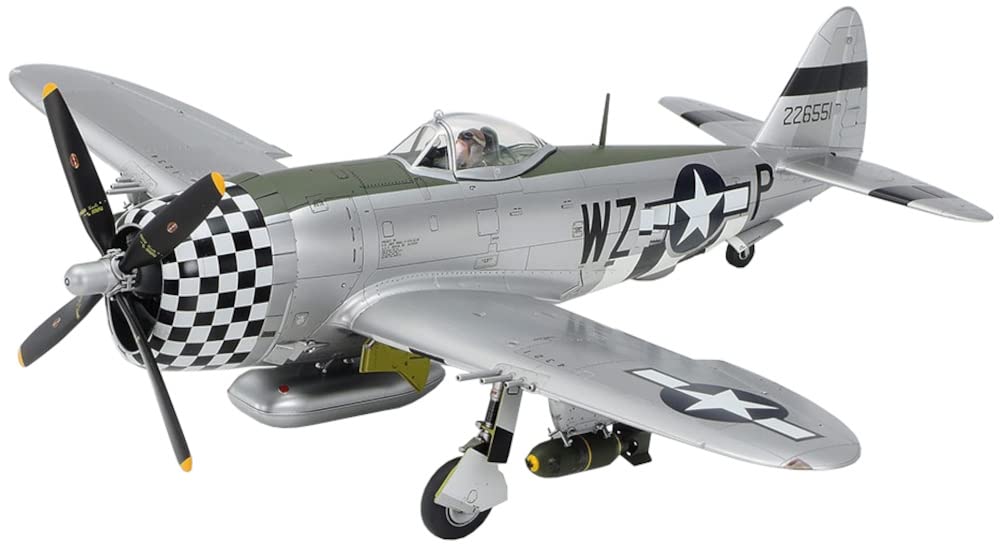 Tamiya 25214 P-47D Thunderbolt Bubbletop w/1/4 Ton 4x4 Vehicle Set 1:48 Model Kit