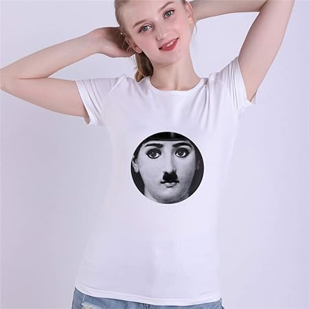 camiseta blanca vogue