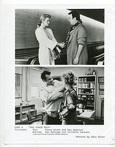 Movie Photo Couch Trip 8x10 B W Still Dan Ackroyd Donna Dixon