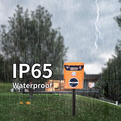 Thanos Solar Power Cat Repeller Ultrasonic Animal Repellent LED