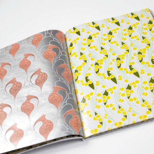 Art Nouveau: Gift Wrapping Paper Book: 1 (English, French, Italian, Dutch, German, Spanish, Japanese and Chinese Edition)