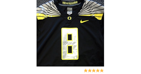 Marcus Mariota Autographed Oregon Ducks 
