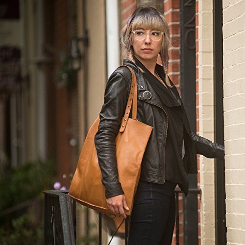 Athena-Wearable-Safety-Accessory--Rose-Gold-Alert-loved-ones-with-your-GPS-location-at-the-touch-of-a-button-Award-winning-pendant-pairs-with-free-iOS-Android-app