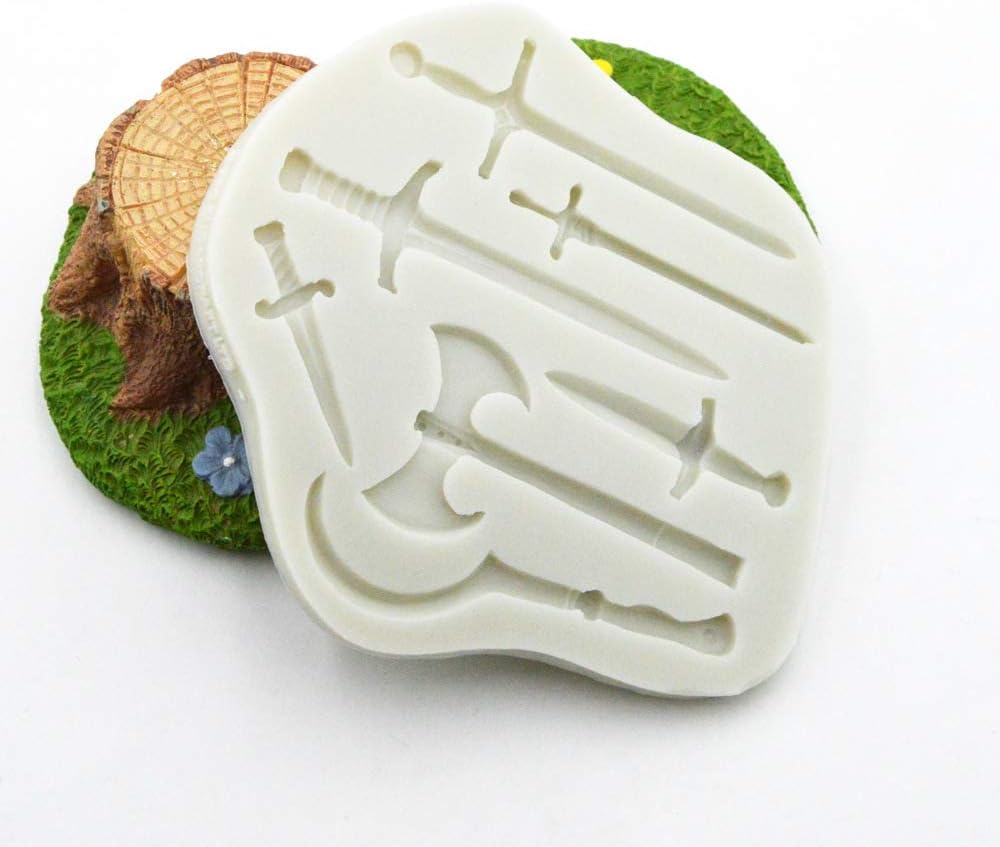 1pc Swords Axe Sickle Dagger Silicone Mold for DIY Candy Crystal Gum Paste Jelly Shots Chocolate Desserts Pudding Soap Mould Cupcake Cake Topper Decoration Handmade Ice Cream Fondant Mold