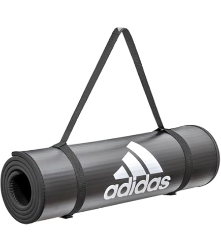 Amazon.com : Nike Training Mat 2.0 Black | White : Sports