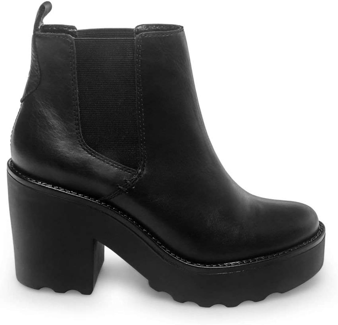 gretta steve madden boots