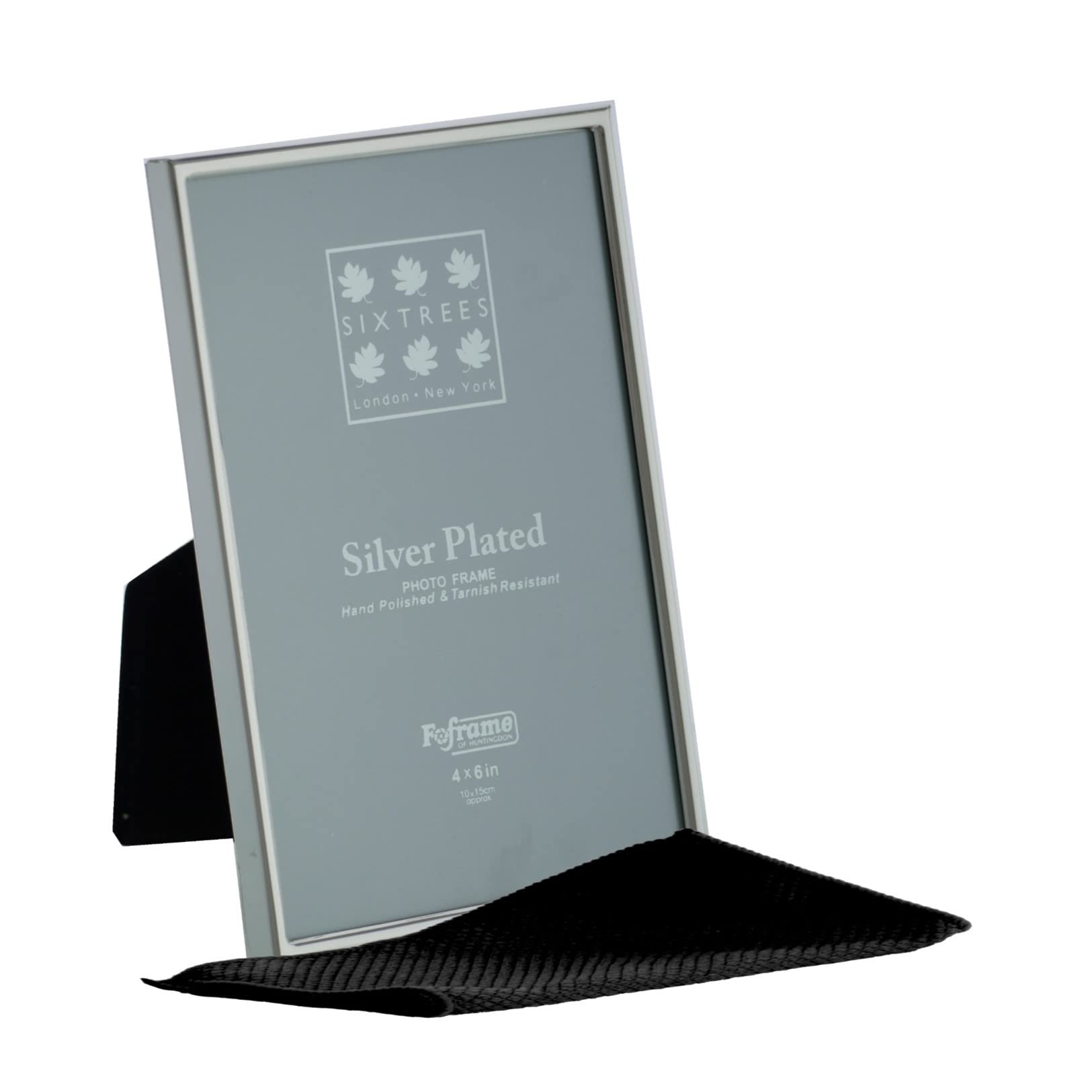 Sixtrees Cambridge 2-400-46 Silver Plated 6x4 inch photo frame. Complete with microfibre cleaning cloth.