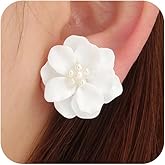 White Flowers Pearls Stud Earrings for Women Dainty Acrylic Floral Statement Dangling Earrings Boho Yellow Petal Blossom Jewelry Mothers Day Accessories